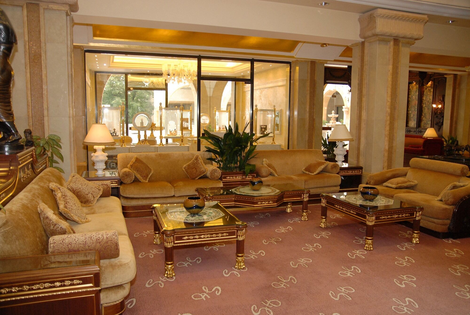 Grand Hills Hotel & Spa บรามมานา ภายนอก รูปภาพ
