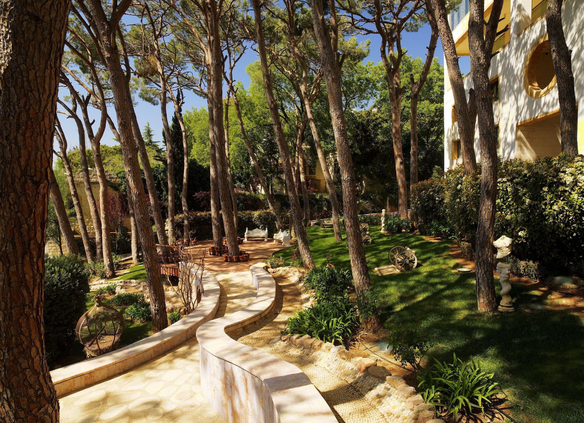 Grand Hills Hotel & Spa บรามมานา ภายนอก รูปภาพ